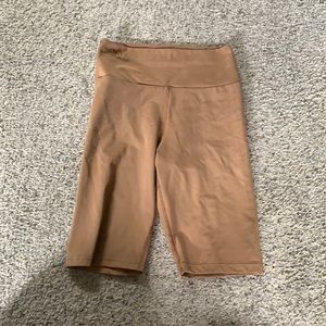 NWOT Beginning Boutique Toffee Dash Bike Shorts